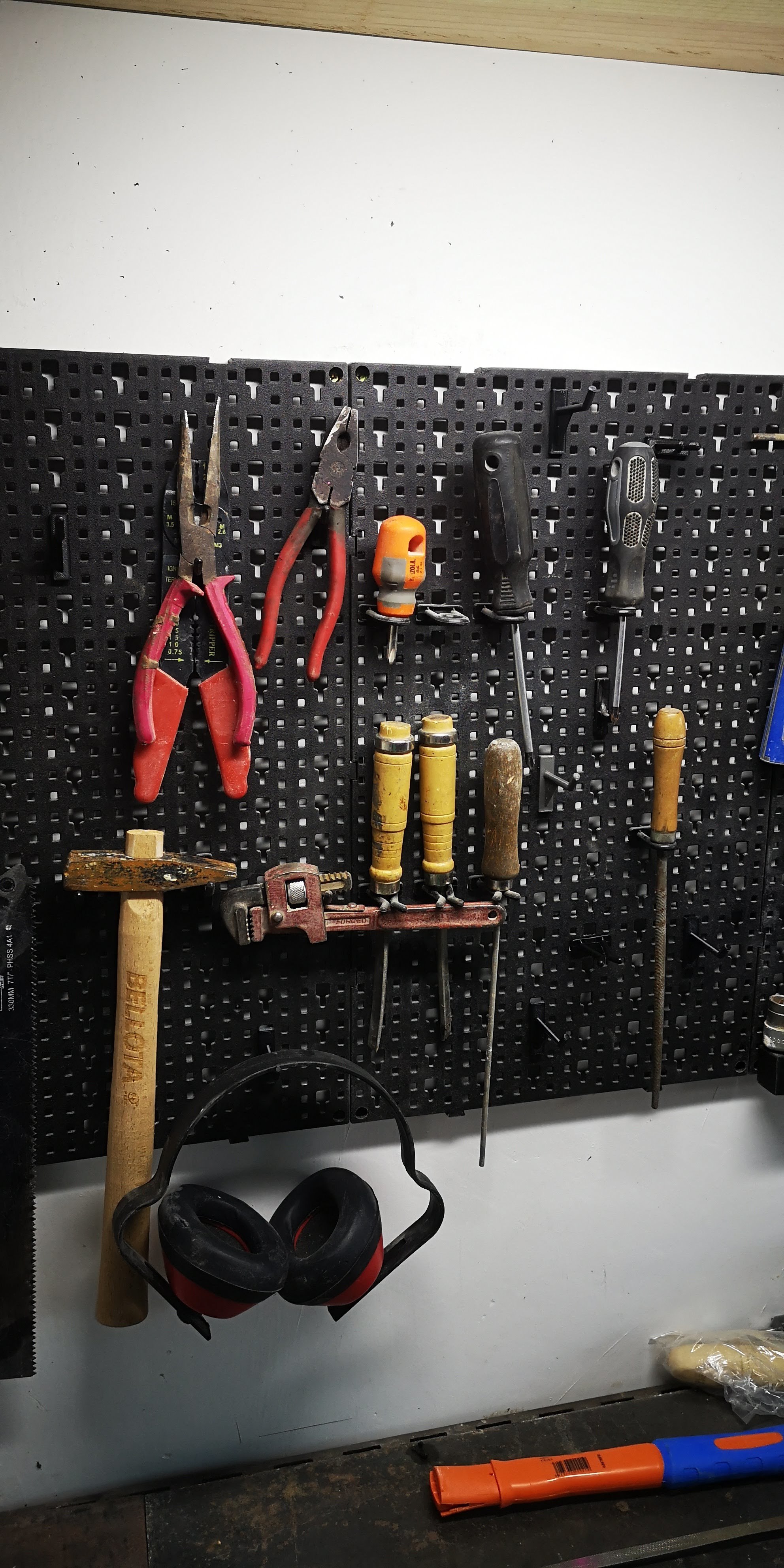 Free STL file tool panel supports・3D printable object to download・Cults